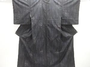 壷垂れに草の実模様織り出し本場泥大島紬着物(7マルキ)